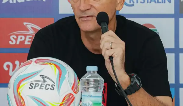 Pelatih Persis, Milomir Seslija hadir di sesi ÃƒÆ’Ã‚Â°Ãƒâ€šÃ‚ÂÃƒÂ¢Ã¢â‚¬Å¾Ã‚Â¢Ãƒâ€šÃ‚Â¥ÃƒÆ’Ã‚Â°Ãƒâ€šÃ‚ÂÃƒÂ¢Ã¢â‚¬Å¾Ã‚Â¢Ãƒâ€šÃ‚Â§ÃƒÆ’Ã‚Â°Ãƒâ€šÃ‚ÂÃƒÂ¢Ã¢â‚¬Å¾Ã‚Â¢Ãƒâ€¦Ã‚Â¡-ÃƒÆ’Ã‚Â°Ãƒâ€šÃ‚ÂÃƒÂ¢Ã¢â‚¬Å¾Ã‚Â¢Ãƒâ€šÃ‚Â¢ÃƒÆ’Ã‚Â°Ãƒâ€šÃ‚ÂÃƒÂ¢Ã¢â‚¬Å¾Ã‚Â¢ÃƒÂ¢Ã¢â€šÂ¬Ã¢â‚¬Å“ÃƒÆ’Ã‚Â°Ãƒâ€šÃ‚ÂÃƒÂ¢Ã¢â‚¬Å¾Ã‚Â¢Ãƒâ€šÃ‚Â©ÃƒÆ’Ã‚Â°Ãƒâ€šÃ‚ÂÃƒÂ¢Ã¢â‚¬Å¾Ã‚Â¢Ãƒâ€¹Ã…â€œÃƒÆ’Ã‚Â°Ãƒâ€šÃ‚ÂÃƒÂ¢Ã¢â‚¬Å¾Ã‚Â¢Ãƒâ€šÃ‚Â ÃƒÆ’Ã‚Â°Ãƒâ€šÃ‚ÂÃƒÂ¢Ã¢â‚¬Å¾Ã‚Â¢Ãƒâ€šÃ‚Â¥ÃƒÆ’Ã‚Â°Ãƒâ€šÃ‚ÂÃƒÂ¢Ã¢â‚¬Å¾Ã‚Â¢Ãƒâ€šÃ‚Â§ÃƒÆ’Ã‚Â°Ãƒâ€šÃ‚ÂÃƒÂ¢Ã¢â‚¬Å¾Ã‚Â¢Ãƒâ€¦Ã‚Â¡ÃƒÆ’Ã‚Â°Ãƒâ€šÃ‚ÂÃƒÂ¢Ã¢â‚¬Å¾Ã‚Â¢Ãƒâ€šÃ‚Â¨ÃƒÆ’Ã‚Â°Ãƒâ€šÃ‚ÂÃƒÂ¢Ã¢â‚¬Å¾Ã‚Â¢Ãƒâ€šÃ‚Â¨ ÃƒÆ’Ã‚Â°Ãƒâ€šÃ‚ÂÃƒÂ¢Ã¢â‚¬Å¾Ã‚Â¢Ãƒâ€¹Ã…â€œÃƒÆ’Ã‚Â°Ãƒâ€šÃ‚ÂÃƒÂ¢Ã¢â‚¬Å¾Ã‚Â¢Ãƒâ€šÃ‚Â¤ÃƒÆ’Ã‚Â°Ãƒâ€šÃ‚ÂÃƒÂ¢Ã¢â‚¬Å¾Ã‚Â¢Ãƒâ€šÃ‚Â£ÃƒÆ’Ã‚Â°Ãƒâ€šÃ‚ÂÃƒÂ¢Ã¢â‚¬Å¾Ã‚Â¢ÃƒÂ¢Ã¢â€šÂ¬Ã‚ÂºÃƒÆ’Ã‚Â°Ãƒâ€šÃ‚ÂÃƒÂ¢Ã¢â‚¬Å¾Ã‚Â¢Ãƒâ€¦Ã‚Â¡ÃƒÆ’Ã‚Â°Ãƒâ€šÃ‚ÂÃƒÂ¢Ã¢â‚¬Å¾Ã‚Â¢Ãƒâ€šÃ‚Â§ÃƒÆ’Ã‚Â°Ãƒâ€šÃ‚ÂÃƒÂ¢Ã¢â‚¬Å¾Ã‚Â¢Ãƒâ€¦Ã‚Â¡ÃƒÆ’Ã‚Â°Ãƒâ€šÃ‚ÂÃƒÂ¢Ã¢â‚¬Å¾Ã‚Â¢Ãƒâ€šÃ‚Â£ÃƒÆ’Ã‚Â°Ãƒâ€šÃ‚ÂÃƒÂ¢Ã¢â‚¬Å¾Ã‚Â¢Ãƒâ€¹Ã…â€œÃƒÆ’Ã‚Â°Ãƒâ€šÃ‚ÂÃƒÂ¢Ã¢â‚¬Å¾Ã‚Â¢Ãƒâ€¦Ã‚Â¡ sebelum laga PSM (instagram.com/persisofficial)