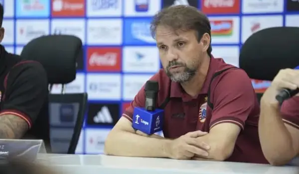 Pelatih Persija Jakarta Mauricio Souza.