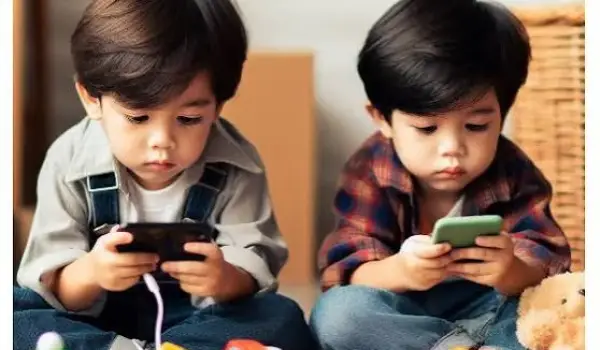 Dua Resep Jitu Batasi Screen Time Anak: TV 30 Menit hingga Gadget Hanya Akhir Pekan!