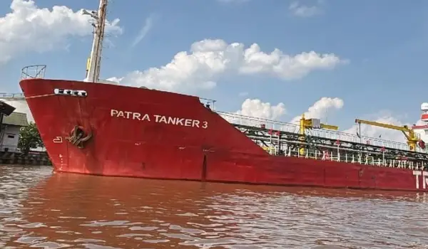 Kapal Tanker Pertamina.